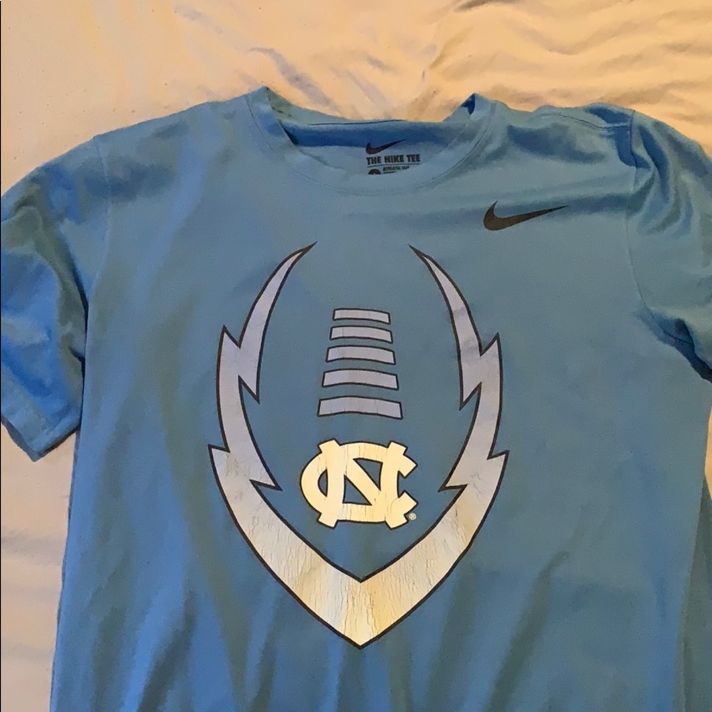 Nike UNC shirt